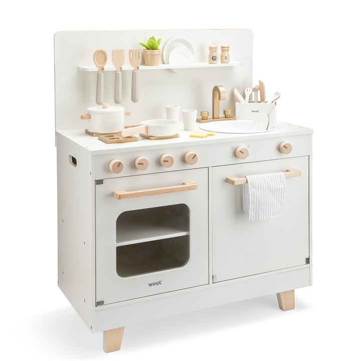 Kitchenette with dishwasher